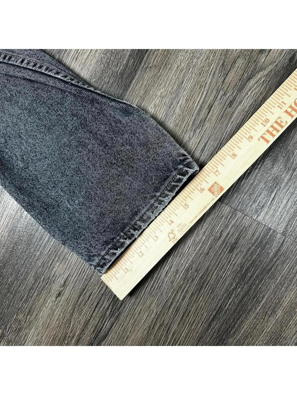Vintage Levi’s 550 black washed denim jeans straight fit 90s black Levi’s